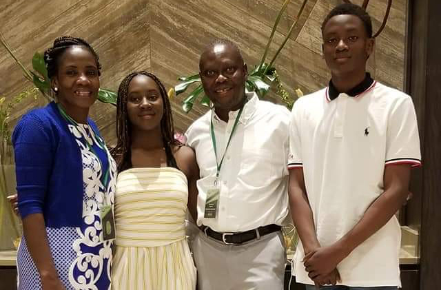 South Sudanese twins receive Davis Scholarships