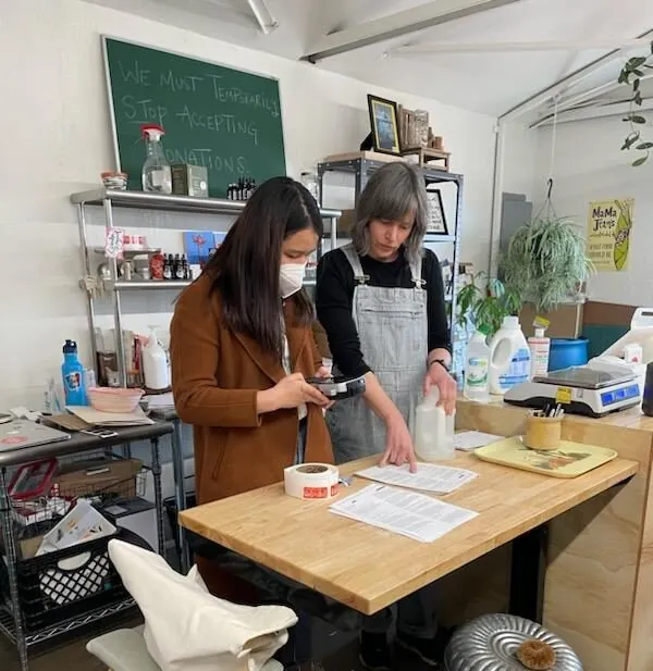 Students collaborate on a sustainability initiative to reduce plastic, reflecting diverse service and global citizenship at UWC-USA.