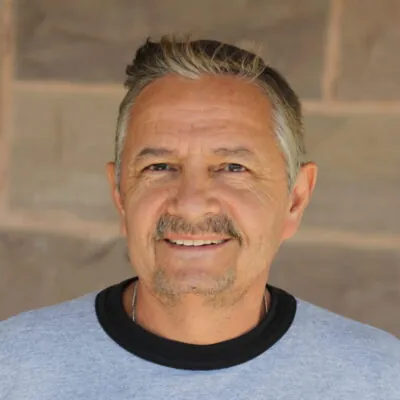 Headshot of Manuel Valdez